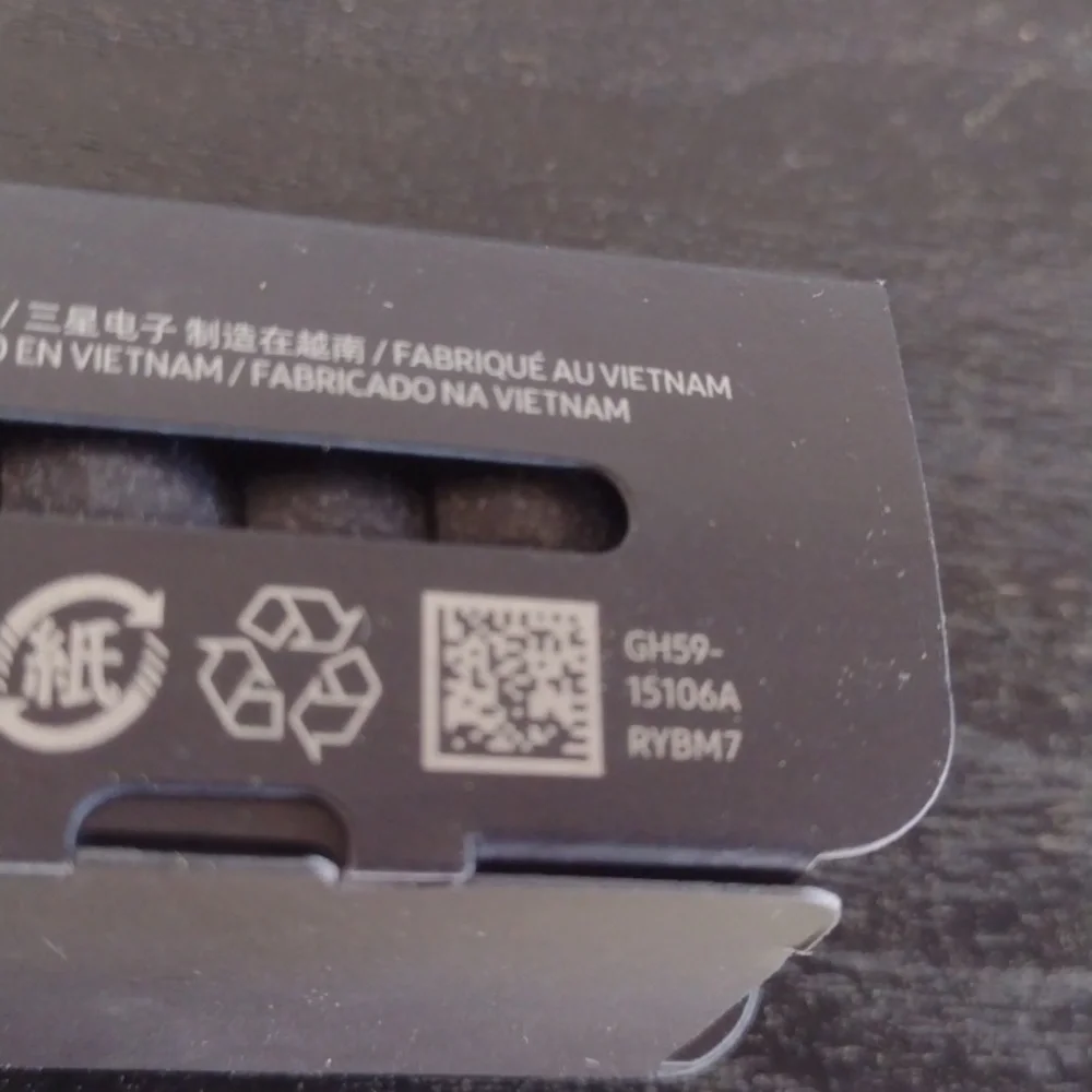 Samsung AKG OEM Black Wired Earbuds NWT